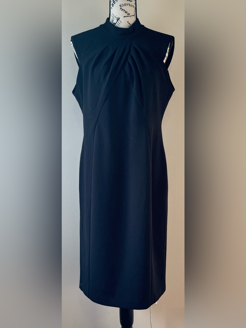 Calvin Klein size 12 Classic Black Sleeveless Sheath Dress